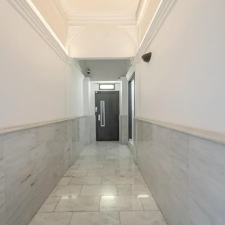 Apartament Bcn Bailen Garden *